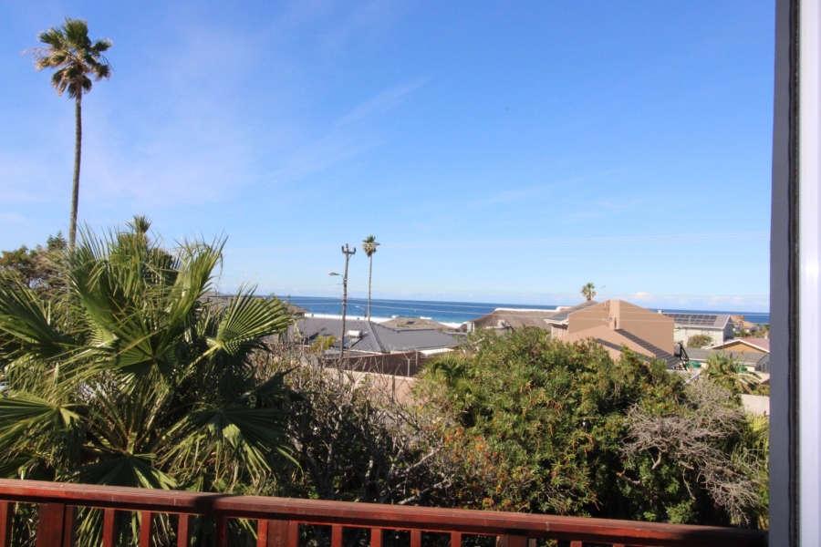 4 Bedroom Property for Sale in Gonubie Eastern Cape